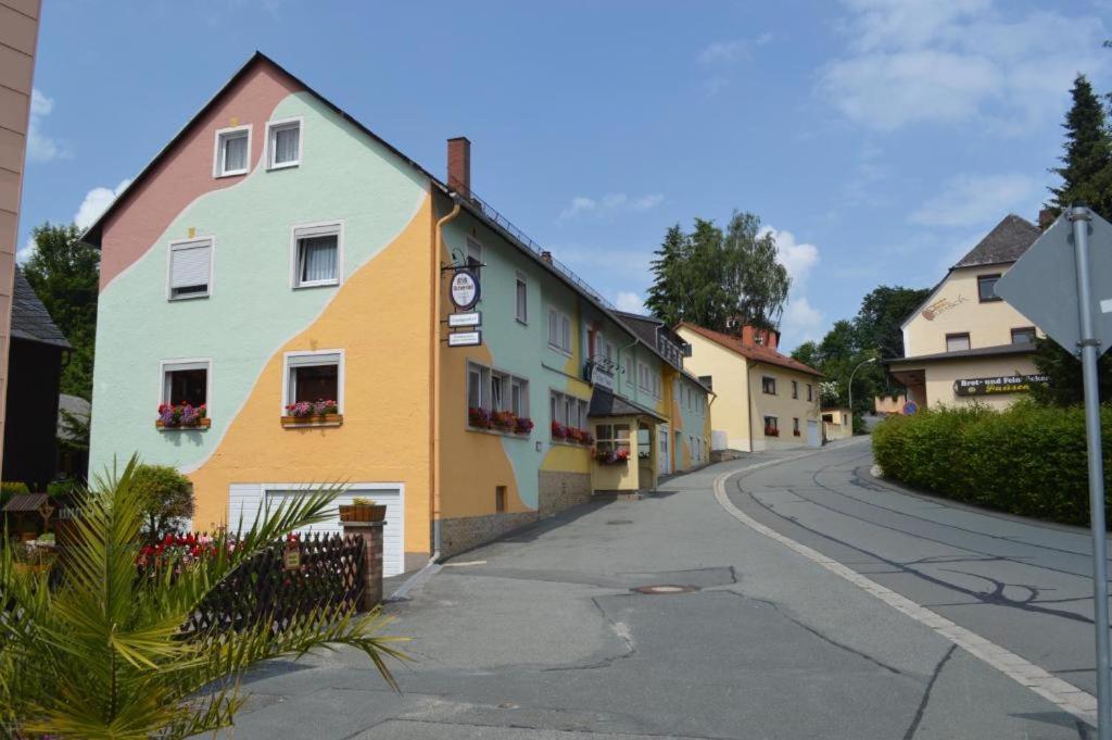 Landgasthof Gruener Baum Regnitzlosau Екстер'єр фото